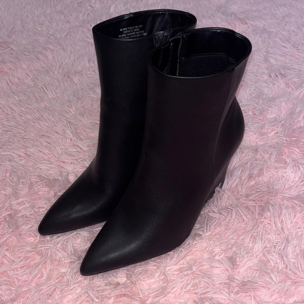 Worthington Elegant Black Ankle Booties